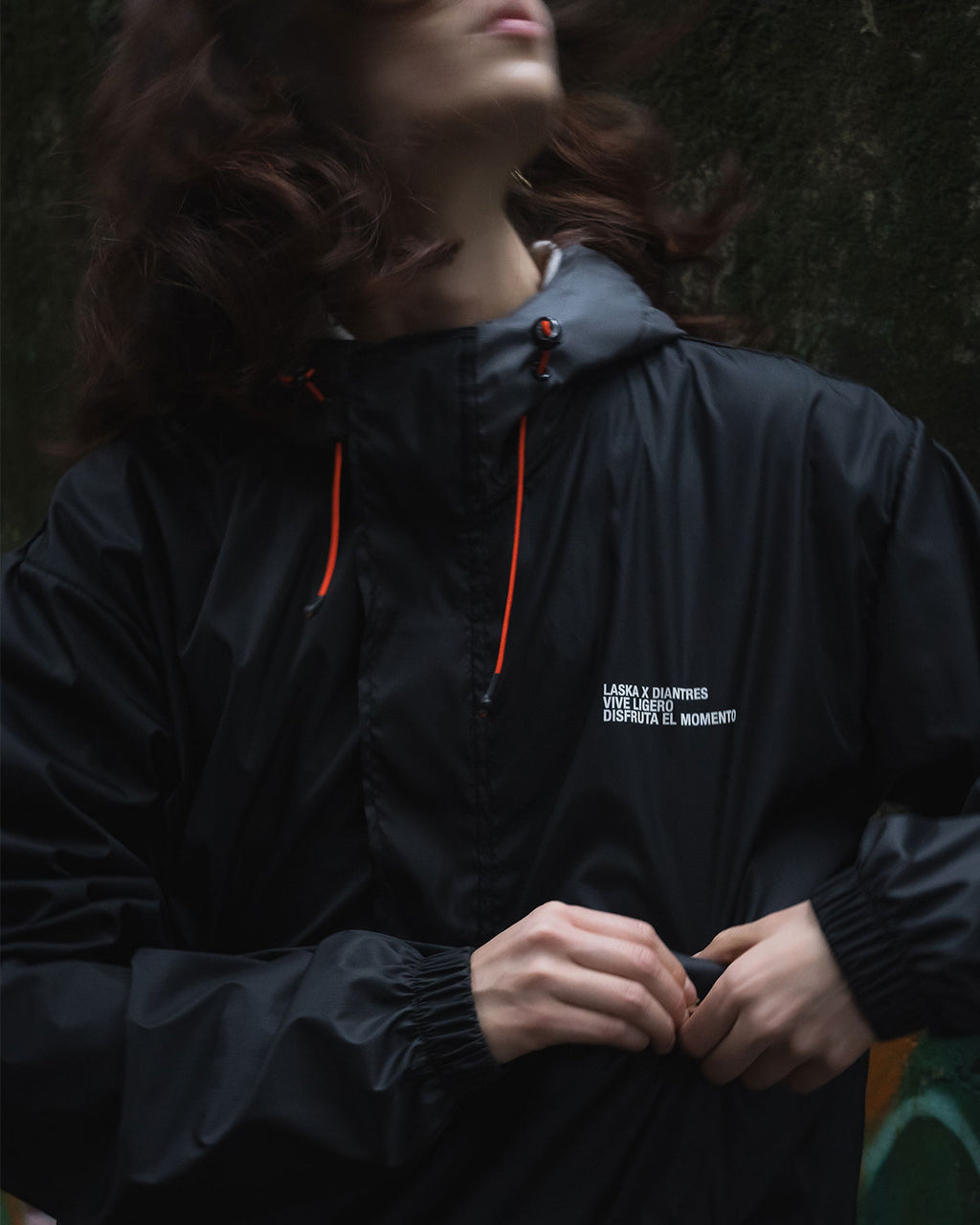 ROMPEVIENTOS ANORAK NEGRA LASKA X DIANTRES